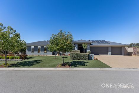 2 Chipp Pl, Lloyd, NSW 2650