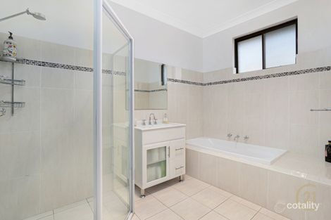 Property photo of 8 Joseph Whitehouse Close Minto NSW 2566