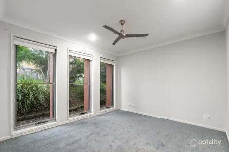 Property photo of 18 Basinghall Place Berrinba QLD 4117