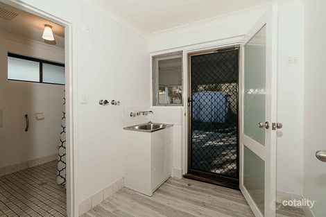 Property photo of 11 Exon Court Camillo WA 6111