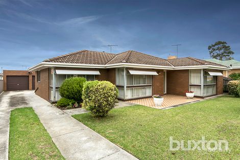 11 Sladen St, Hamlyn Heights, VIC 3215