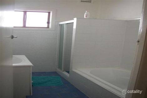 Property photo of 37 Mann Street Armidale NSW 2350