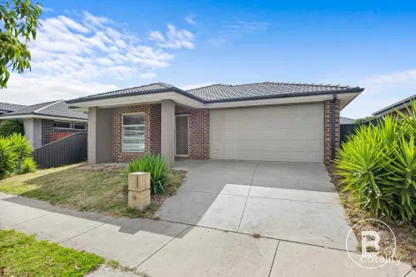 5 Rawlings St, Lucas, VIC 3350