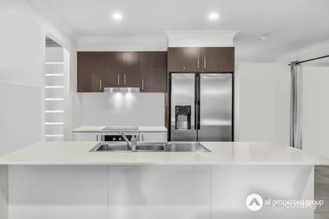 Property photo of 19 Daybreak Street Yarrabilba QLD 4207