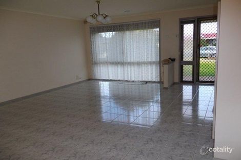 Property photo of 10 Wordsworth Place Delahey VIC 3037