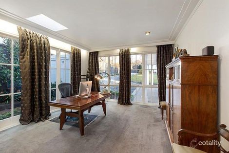 Property photo of 69 Lansell Road Toorak VIC 3142
