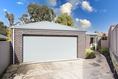 8 Muller Ct, Mount Clear, VIC 3350