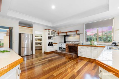 Property photo of 7 Laburnum Place Hillside VIC 3037