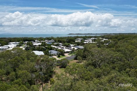 98 PACIFIC DR, BLACKS BEACH, QLD 4740