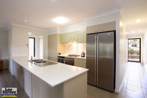 Property photo of 21 Hillside Circuit Chermside West QLD 4032