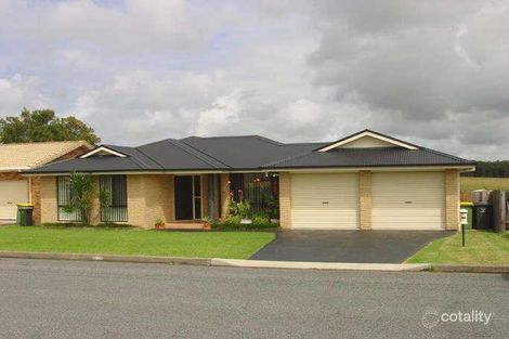 27 Gannet Cres, Old Bar, NSW 2430
