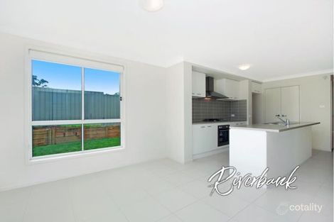 23 Affleck Gdns, Middleton Grange, NSW 2171