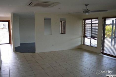 Property photo of 14 Golf View Drive Boyne Island QLD 4680