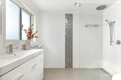 Property photo of 12 Corey Avenue Dromana VIC 3936