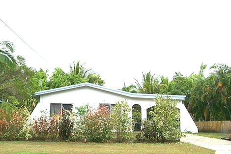 11 Parkway St, Trinity Park, QLD 4879