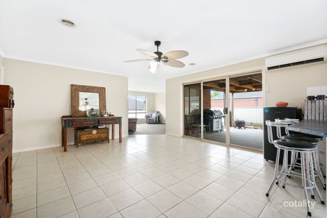 Property photo of 11 Cardiff Grove Cranbourne East VIC 3977