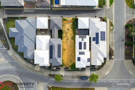 Property photo of 70 Reflection Boulevard Jindalee WA 6036