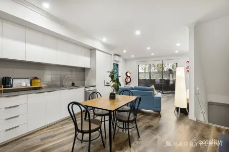 Property photo of 1A/24 Collins Place Kilsyth VIC 3137