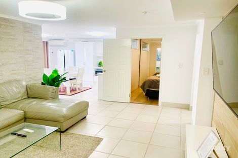 Property photo of 2940 Gold Coast Highway Surfers Paradise QLD 4217