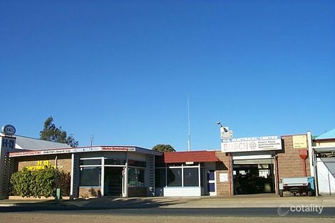 4b Hinkler Ave, Bundaberg North, QLD 4670