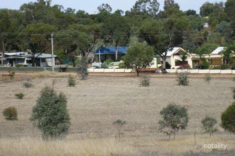 Property photo of 40 Cowan Road York WA 6302