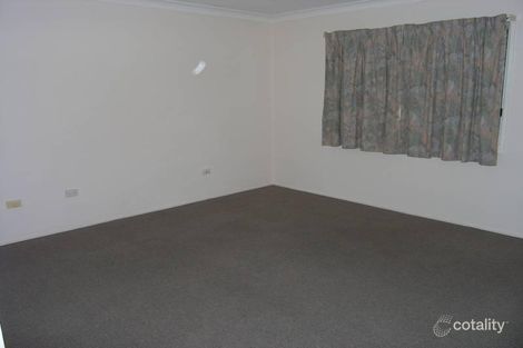 Property photo of 4 Wilpena Court Springwood QLD 4127