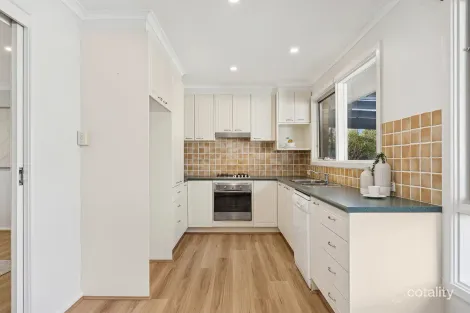 Property photo of 17 Molesworth Street Watson ACT 2602