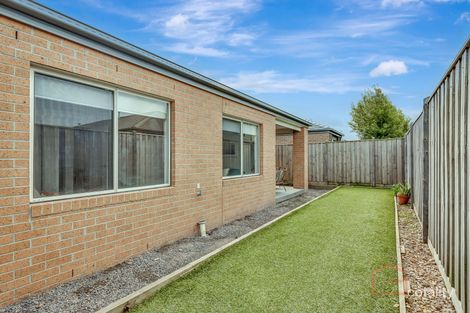 Property photo of 19 Melville Road Officer VIC 3809