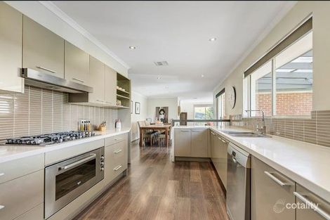 Property photo of 14 Kubis Drive Ringwood North VIC 3134