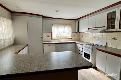 2 Simpson St, Noble Park, VIC 3174