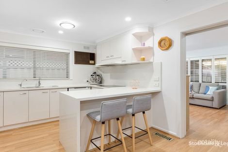 Property photo of 5 Thornleigh Place Westmeadows VIC 3049