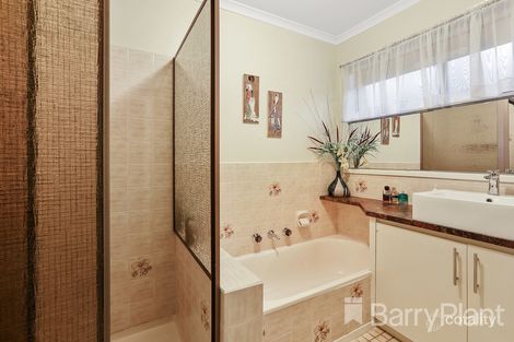 Property photo of 6 Tintinara Crescent Belmont VIC 3216