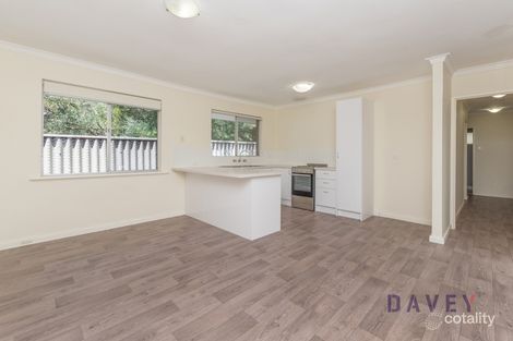 Property photo of 12 Longford Place Karrinyup WA 6018
