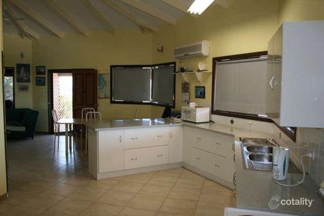 Property photo of 10 Hartog Crescent Denham WA 6537