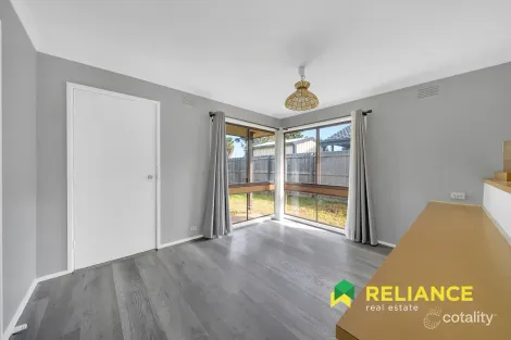 Property photo of 21 Rosella Avenue Werribee VIC 3030