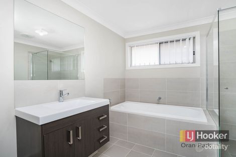Property photo of 72 Richards Loop Oran Park NSW 2570