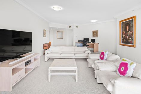 Property photo of 36/2 Admiralty Drive Surfers Paradise QLD 4217