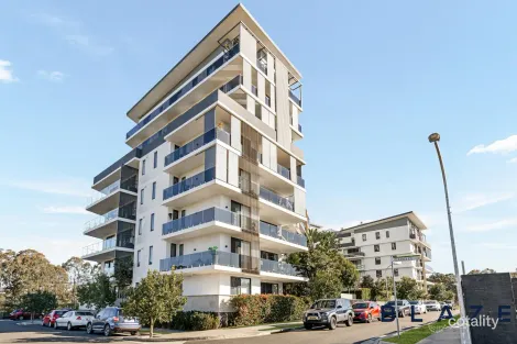 104b/2 Calabria Lane, Prairiewood, NSW 2176