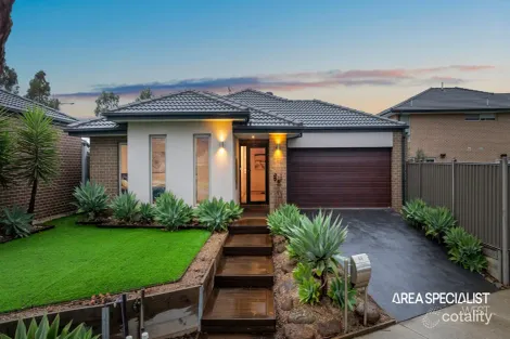 44 Alabaster Ave, Cobblebank, VIC 3338