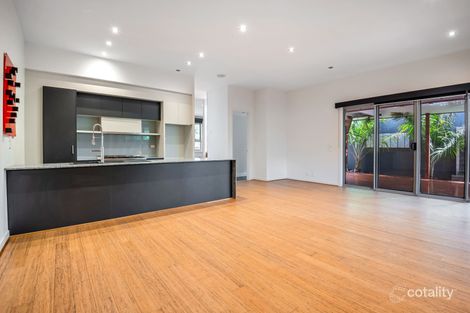 Property photo of 5 Varsity Walk Bundoora VIC 3083