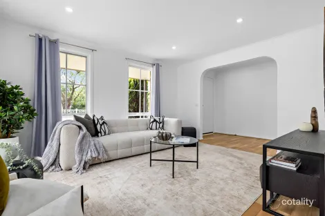 Property photo of 32 Hooker Road Werribee VIC 3030