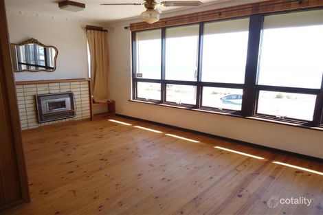 Property photo of 307 Esplanade Moana SA 5169