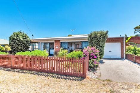 Property photo of 1/19 Bluff Road St Leonards VIC 3223