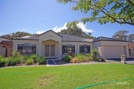 24 Innisbrook Ave, West Wodonga, VIC 3690