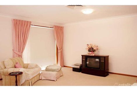 Property photo of 14 Maranatha Close Belmont North NSW 2280