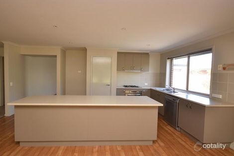 Property photo of 10 Brenton Avenue Echuca VIC 3564