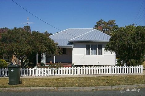 25 Ethelwyn St, Hilton, WA 6163