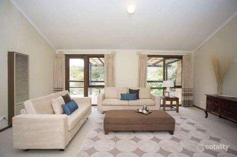 Property photo of 21 Dunbarton Drive Eltham North VIC 3095