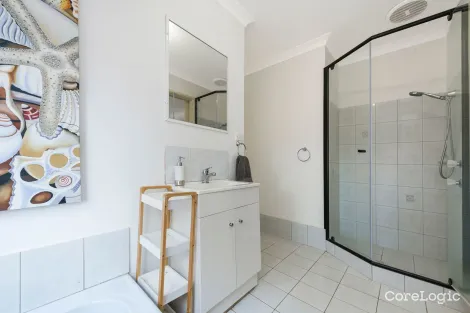 Property photo of 17 Tranmore Place Woodridge WA 6041