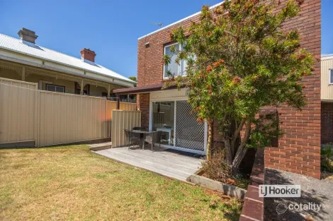 Property photo of 1A/28-30 Main Road Paynesville VIC 3880